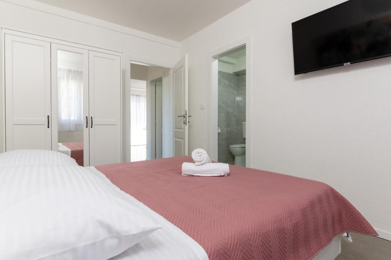Apartment Vuletin คาชเตลา ภายนอก รูปภาพ