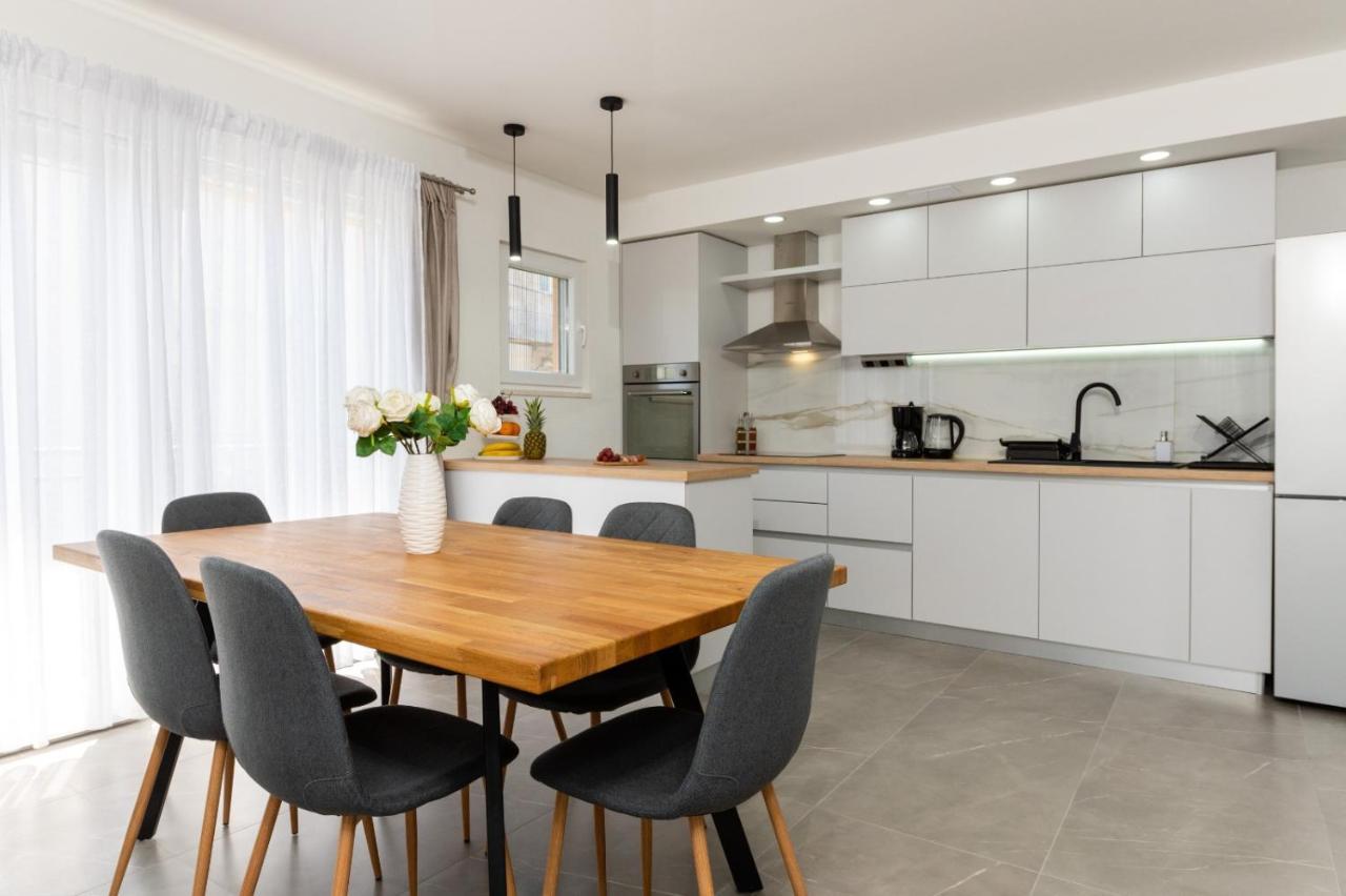 Apartment Vuletin คาชเตลา ภายนอก รูปภาพ