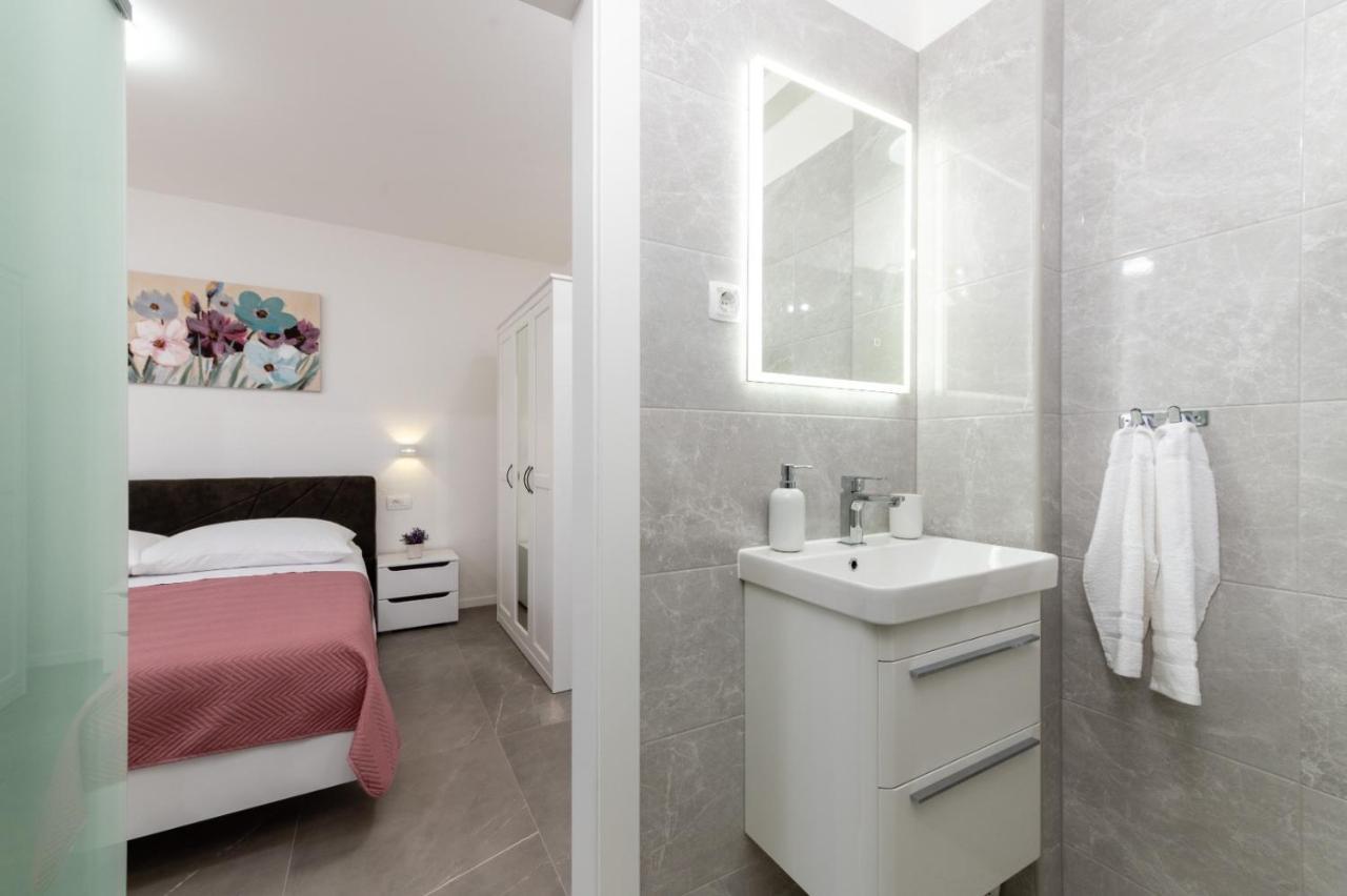 Apartment Vuletin คาชเตลา ภายนอก รูปภาพ