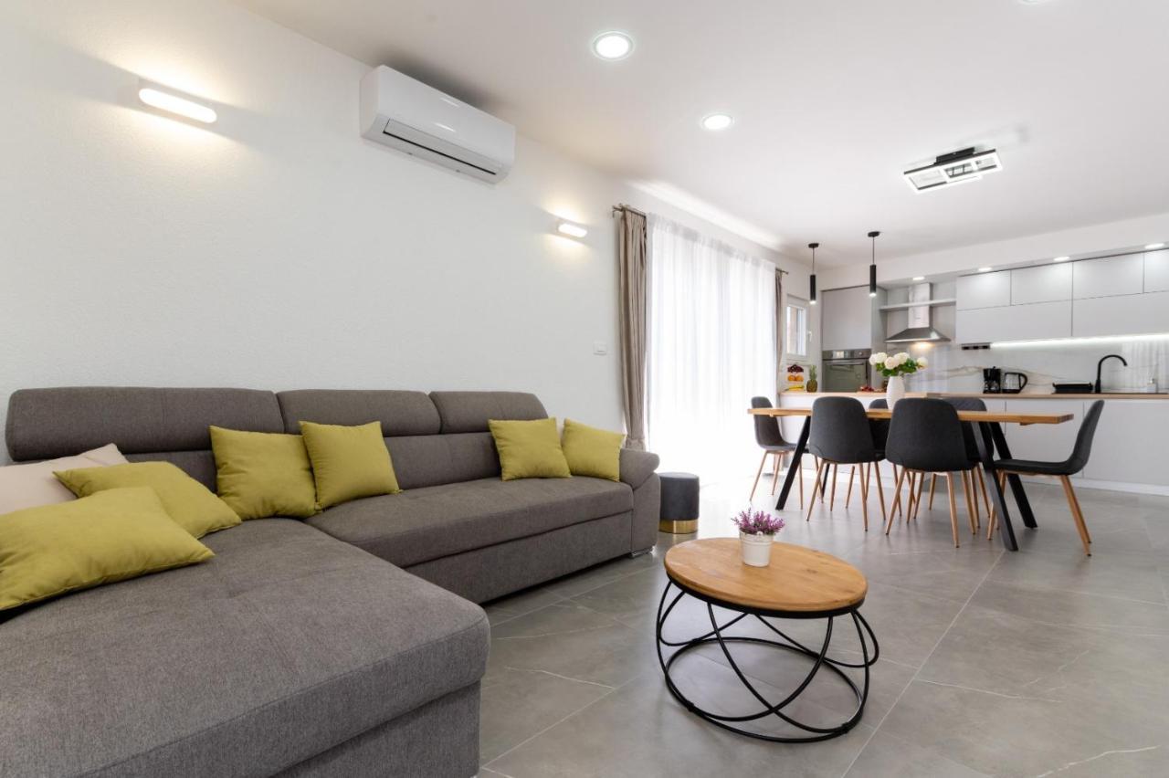 Apartment Vuletin คาชเตลา ภายนอก รูปภาพ