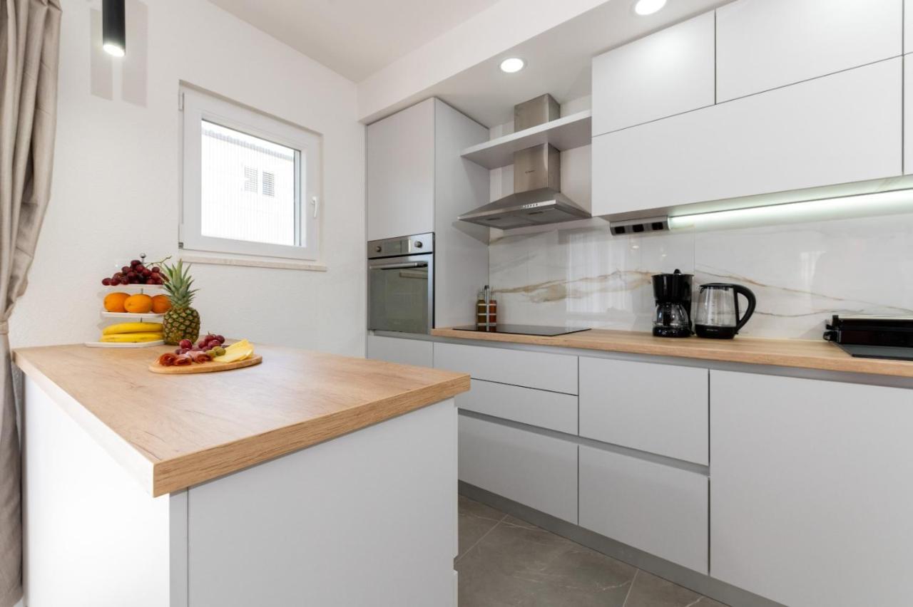 Apartment Vuletin คาชเตลา ภายนอก รูปภาพ